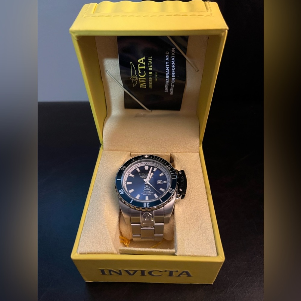 Mens Invicta limited edition Carnival Spirit 004/963